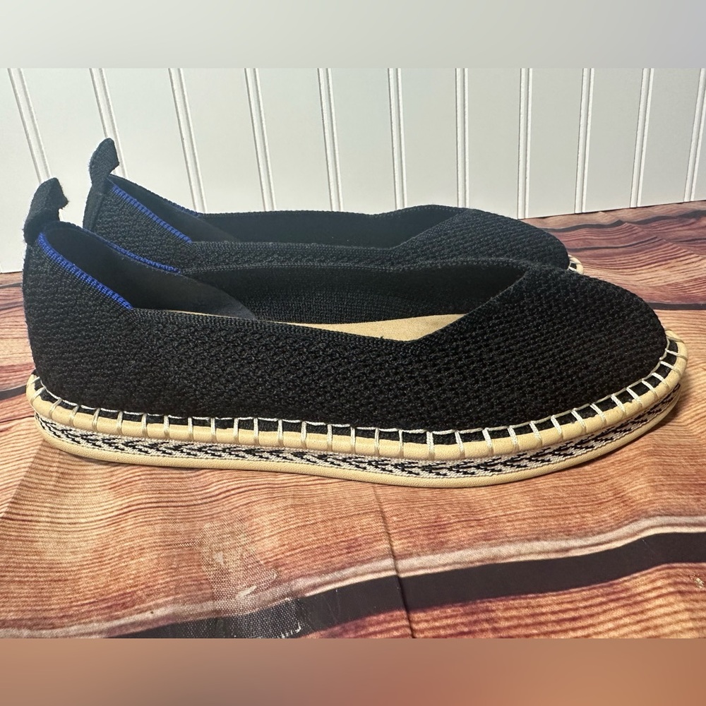 Rothy's Black and Tan Flats size 8
